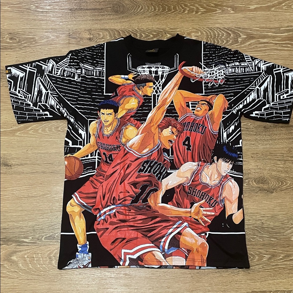 Graphic Basketball Anime Short Sleeve Tee - Red/Black